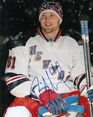Walter Tkachuk autographed 8x10 Photo (New York Rangers)