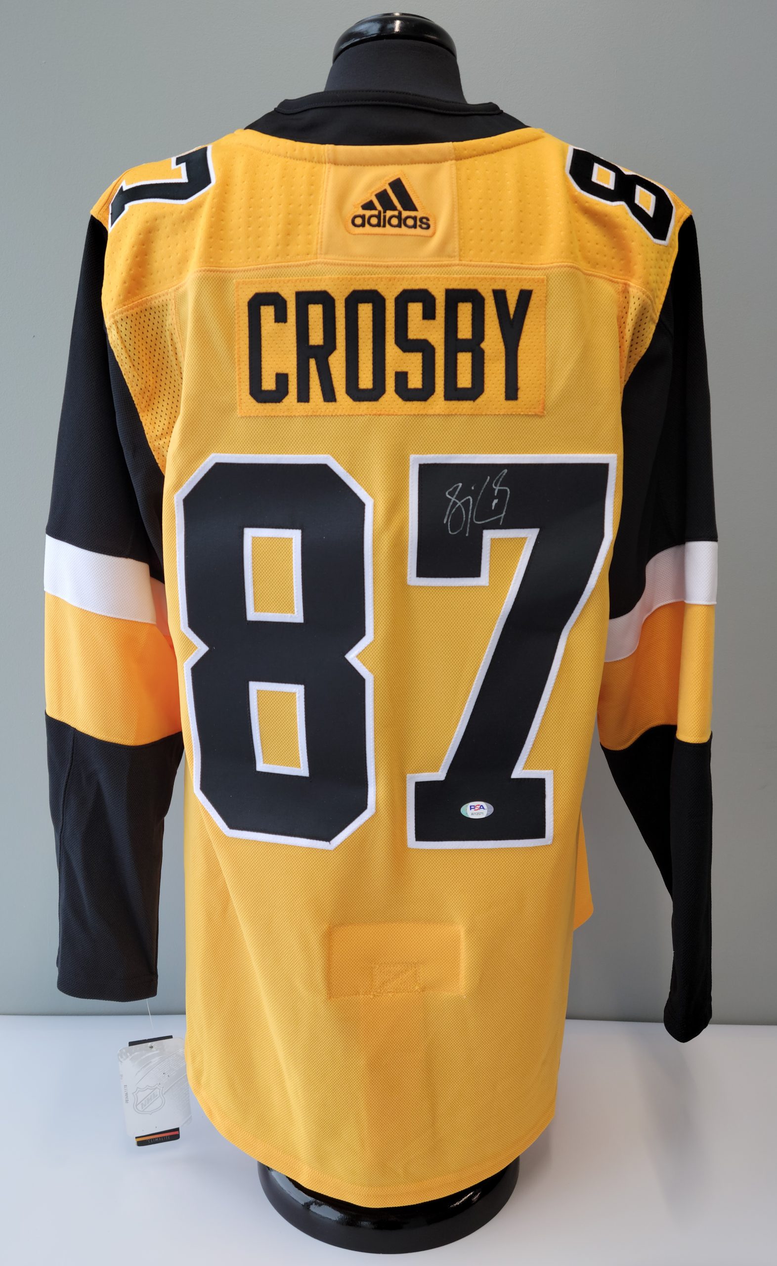 Sidney crosby autographed on sale pittsburgh penguins jersey