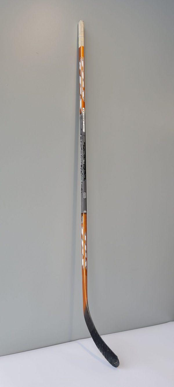 Teemu Selanne TPS Response Lite Game Used Hockey Stick