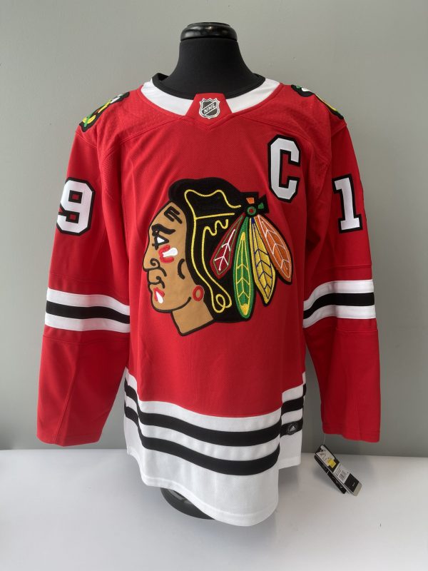 Jonathan Toews Blackhawks Authenticated JSA Autographed Jersey #19