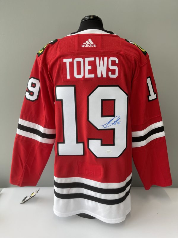 Jonathan Toews Blackhawks Authenticated JSA Autographed Jersey #19