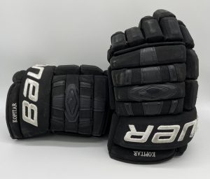 Anze Kopitar Game Used Gloves - Los Angeles - Bauer