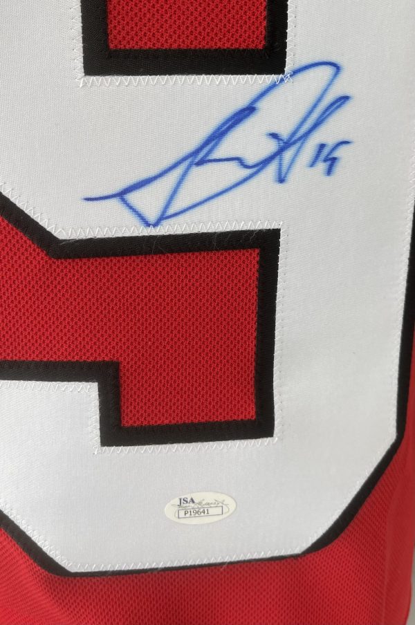 Jonathan Toews Blackhawks Authenticated JSA Autographed Jersey #19