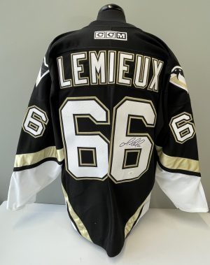 Mario Lemieux Penguins Authenticated JSA Autographed Jersey #66