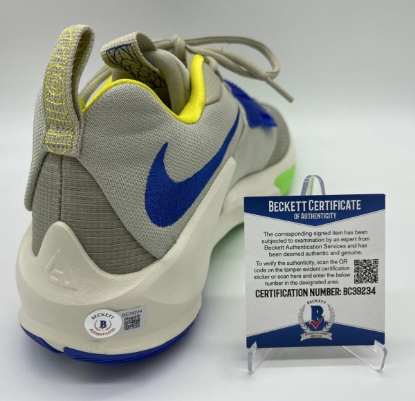 Giannis Antetokounmpo Pair of Autographed Nike Basketball Sneakers (Beckett COA)