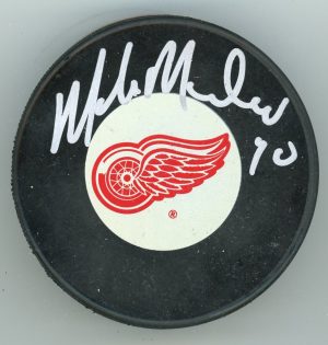 Mike Modano Signed Detroit Red Wings Puck w/COA