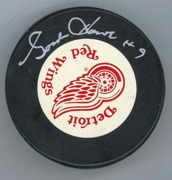 Gordie Howe Signed Detroit Red Wings Puck W/PSA