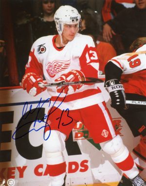 Vyacheslav Kozlov Autographed 8X10 Detroit Red Wings