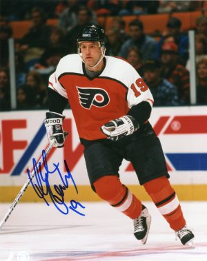 Mikael Renberg Autographed 8X10 Philadelphia Flyers