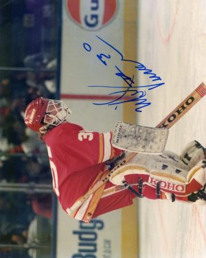 Mike Vernon Autograped 8X10 Calgary Flames