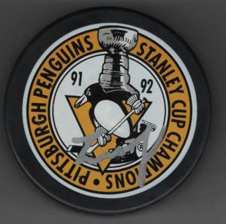 Larry Murphy Penguins Autographed Hockey Puck w/COA